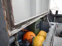 वर्क बोटी विक्रीसाठी