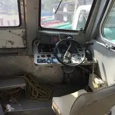 वर्क बोटी विक्रीसाठी