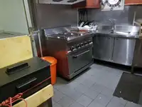 टोबोट विक्रीसाठी
