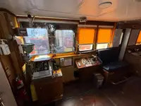 कंटेनर जहाज विक्रीसाठी
