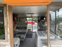 कॅटामारन विक्रीसाठी