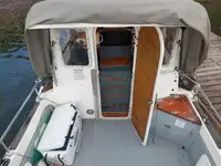 कॅटामारन विक्रीसाठी