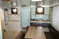 वर्क बोटी विक्रीसाठी
