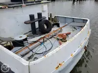 पुरवठा जहाज विक्रीसाठी