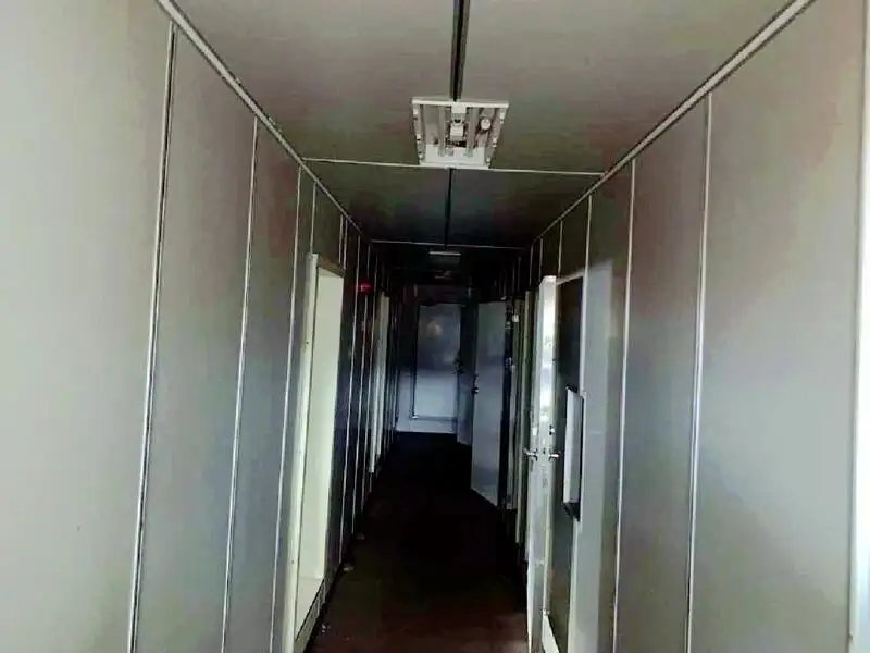 पुरवठा जहाज विक्रीसाठी
