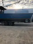 ट्रॉलर विक्रीसाठी