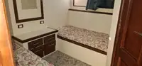 क्रूझ जहाज विक्रीसाठी