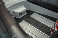 रिजिड इन्फ्लेटेबल बोट विक्रीसाठी