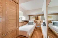ट्रॉलर विक्रीसाठी