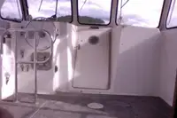 क्रू बोट विक्रीसाठी
