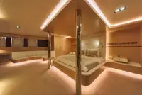 क्रूझ जहाज विक्रीसाठी