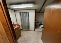 क्रू बोट विक्रीसाठी