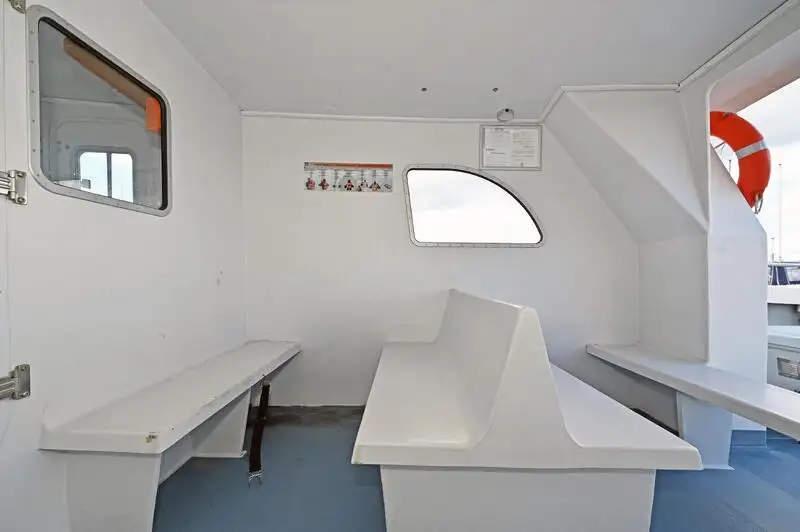 कॅटामारन विक्रीसाठी