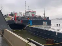 फेरी जहाज विक्रीसाठी