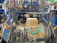 लाइव्ह मासे वाहून नेणारे जहाज विक्रीसाठी