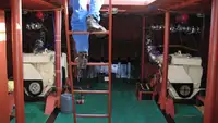 वर्क बोटी विक्रीसाठी