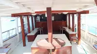 क्रूझ जहाज विक्रीसाठी