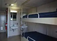 एलएनजी वाहक जहाज विक्रीसाठी