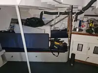लाइफबोट विक्रीसाठी