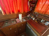 वर्क बोटी विक्रीसाठी