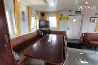 फ्लोटिंग हॉटेल विक्रीसाठी