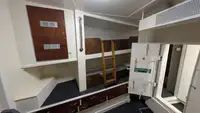 सर्वेक्षण जहाज विक्रीसाठी