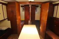 गस्त नौका विक्रीसाठी