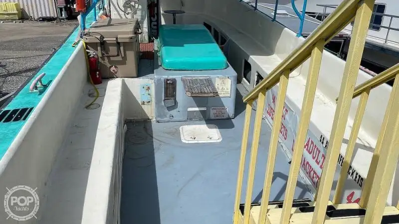 क्रूझ जहाज विक्रीसाठी