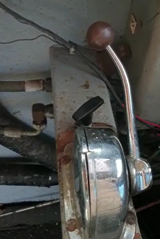 वर्क बोटी विक्रीसाठी