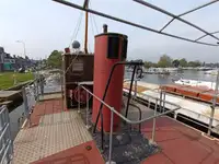 फेरी जहाज विक्रीसाठी