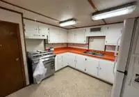 क्रू बोट विक्रीसाठी