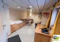 वर्क बोटी विक्रीसाठी