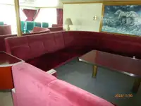 फेरी जहाज विक्रीसाठी
