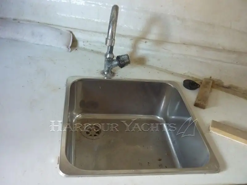 ट्रॉलर विक्रीसाठी