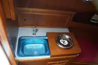 टगबोट विक्रीसाठी