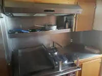टोबोट विक्रीसाठी
