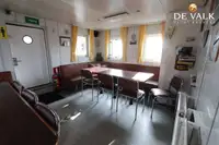 फ्लोटिंग हॉटेल विक्रीसाठी