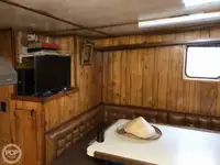 ट्रॉलर विक्रीसाठी