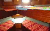पायलट बोट विक्रीसाठी
