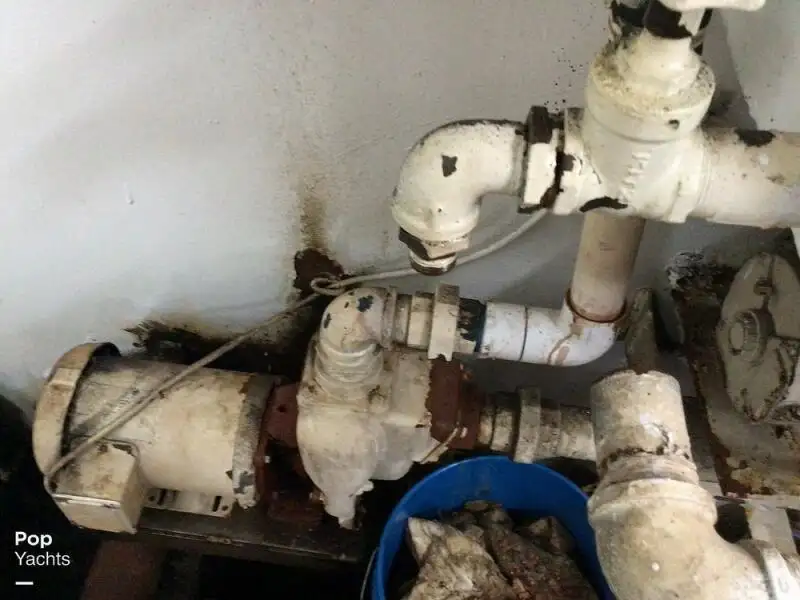 ट्रॉलर विक्रीसाठी