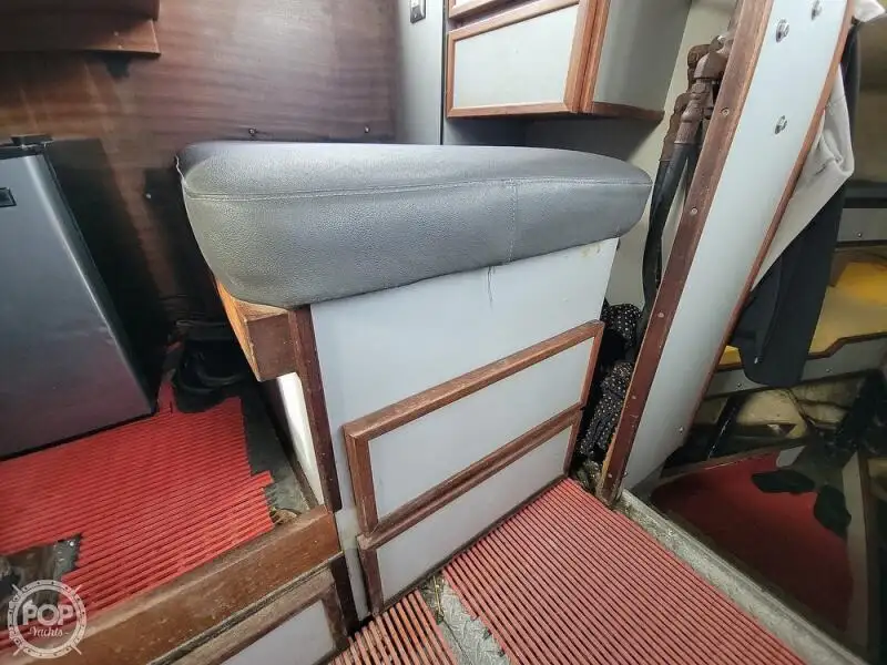लाइफबोट विक्रीसाठी