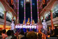 समुद्रपर्यटन जहाज विक्रीसाठी