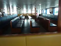 फेरी जहाज विक्रीसाठी
