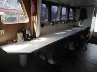 सर्वेक्षण जहाज विक्रीसाठी