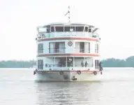 क्रूझ जहाज विक्रीसाठी