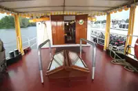क्रूझ जहाज विक्रीसाठी