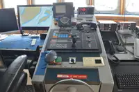 कंटेनर जहाज विक्रीसाठी