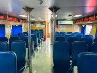 क्रू बोट विक्रीसाठी