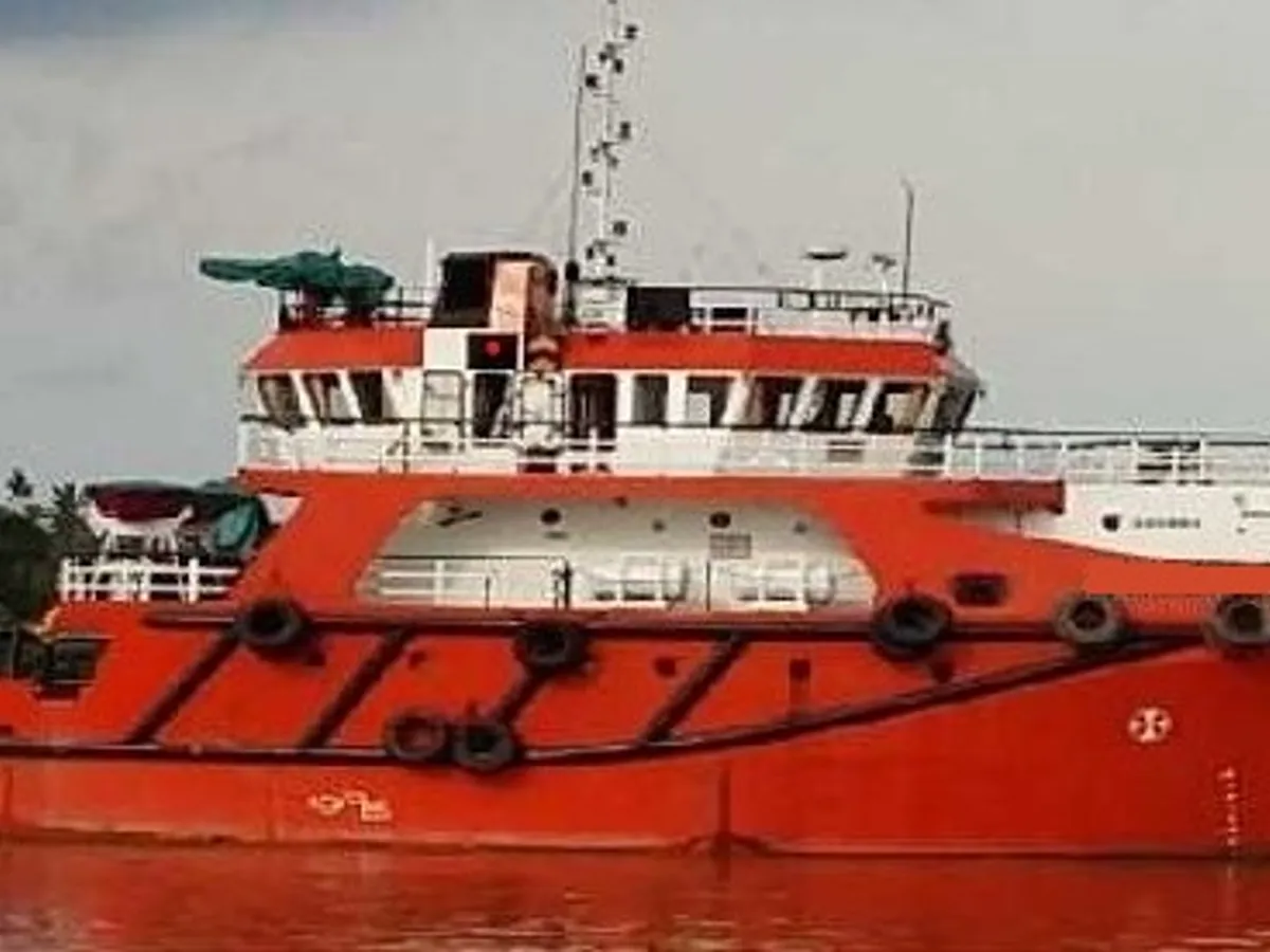 टगबोट विक्रीसाठी