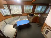 वर्क बोटी विक्रीसाठी